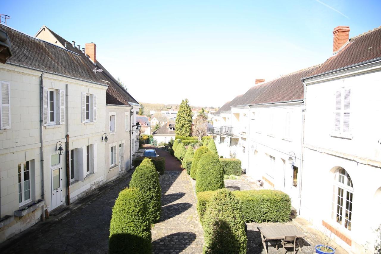 Aux Portes Du Chateau Valencay Exterior photo